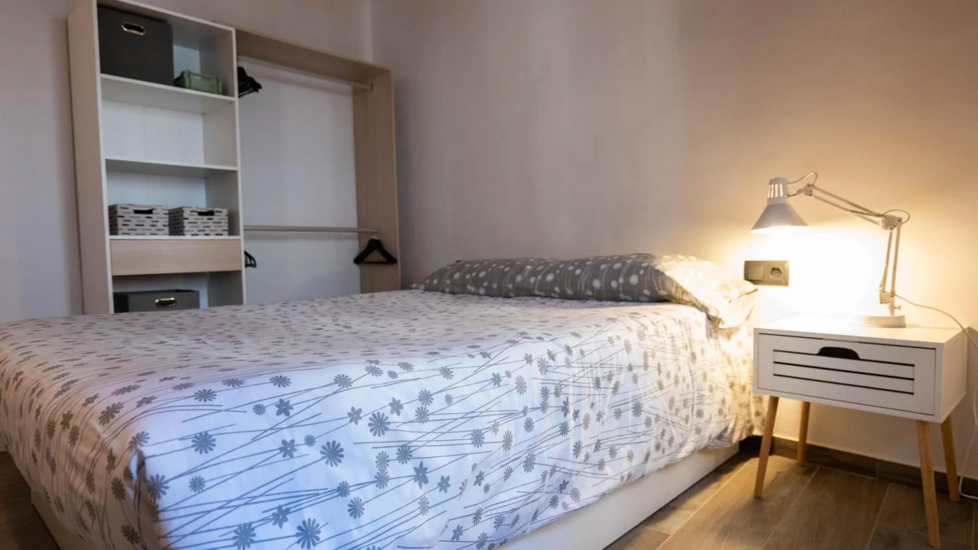 Apartamento Niu De Queralt Vic 0*,